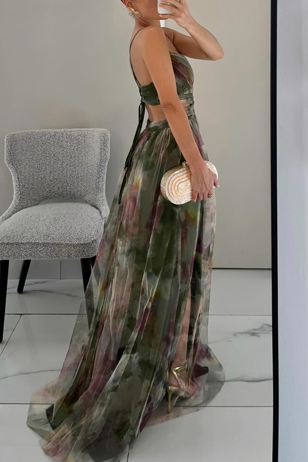 Genevieve | Charming Maxi Dress with Floral Print