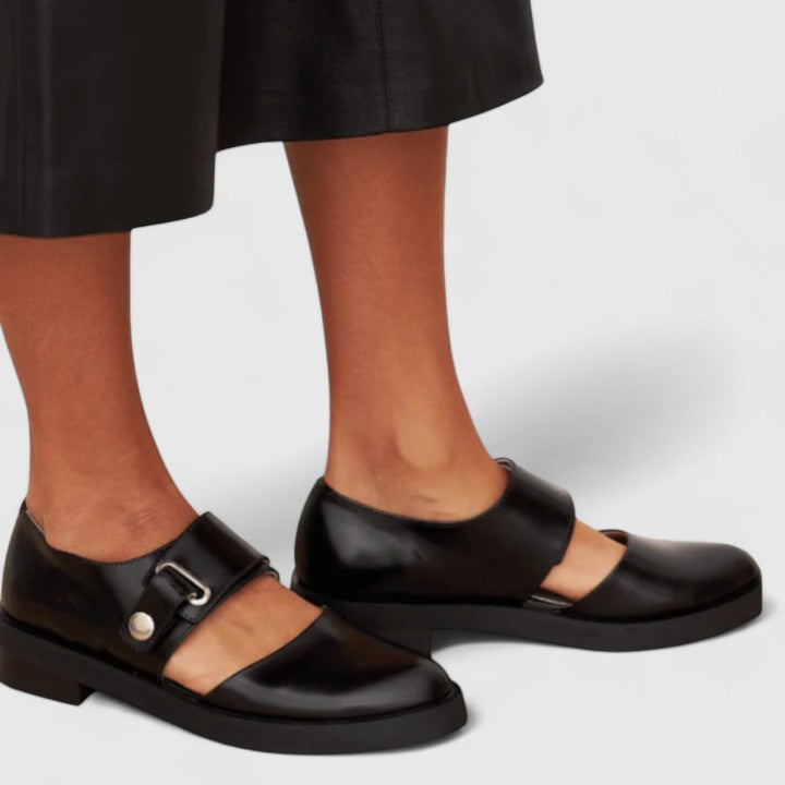 Lyssavelle | Elegant Classic Shoes