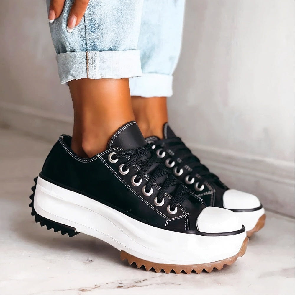 Lira | Pain Relieving Sneakers