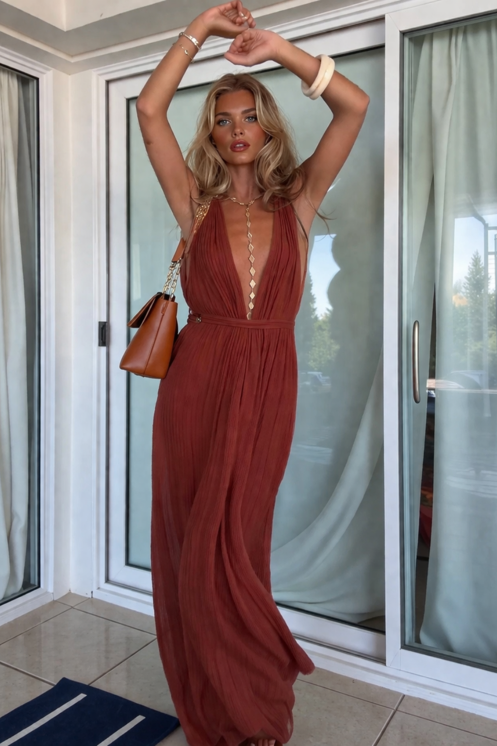 Sienna | Elegant Vacation Mono V with Laced Waist