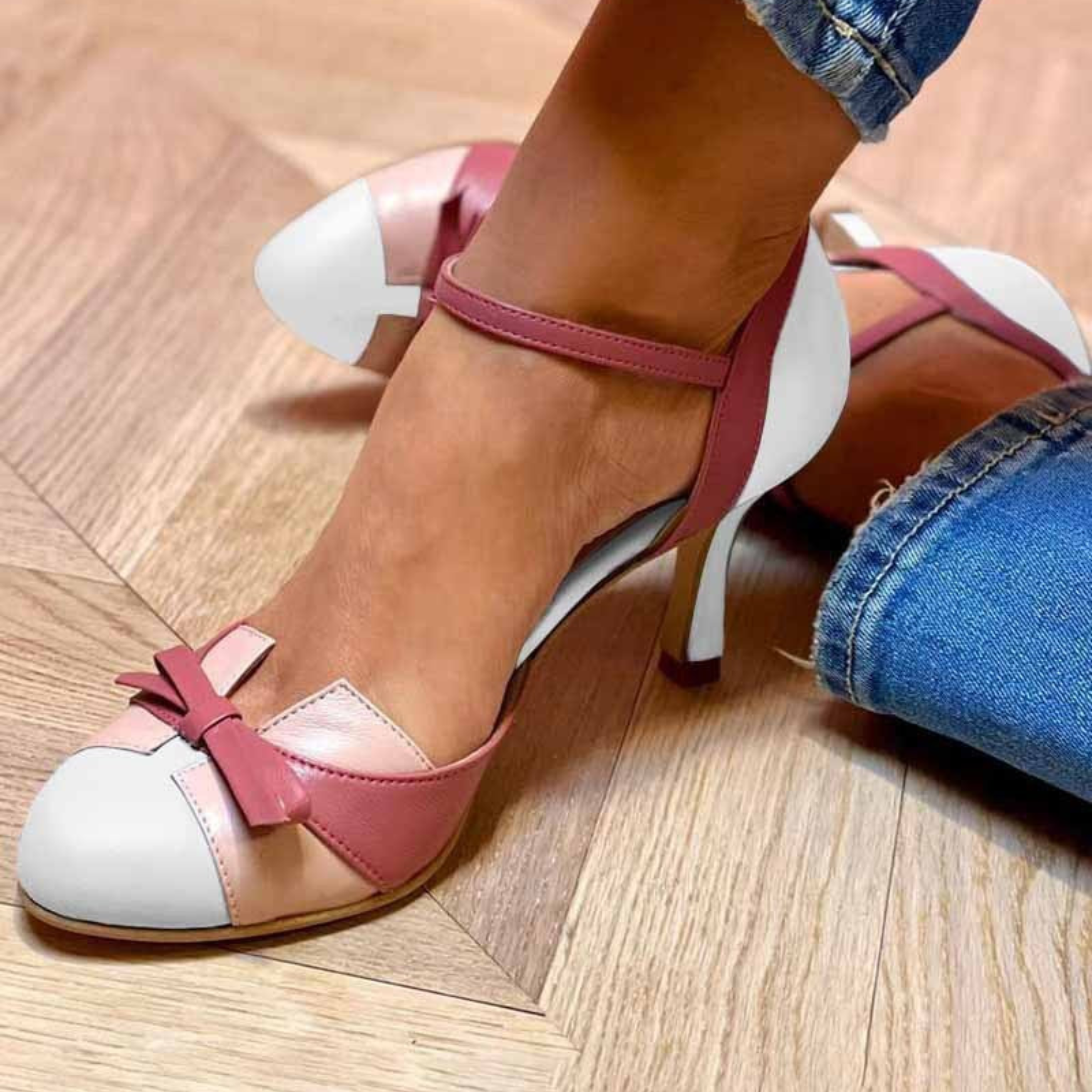 Olivia | Vintage Orthopedic Sandals