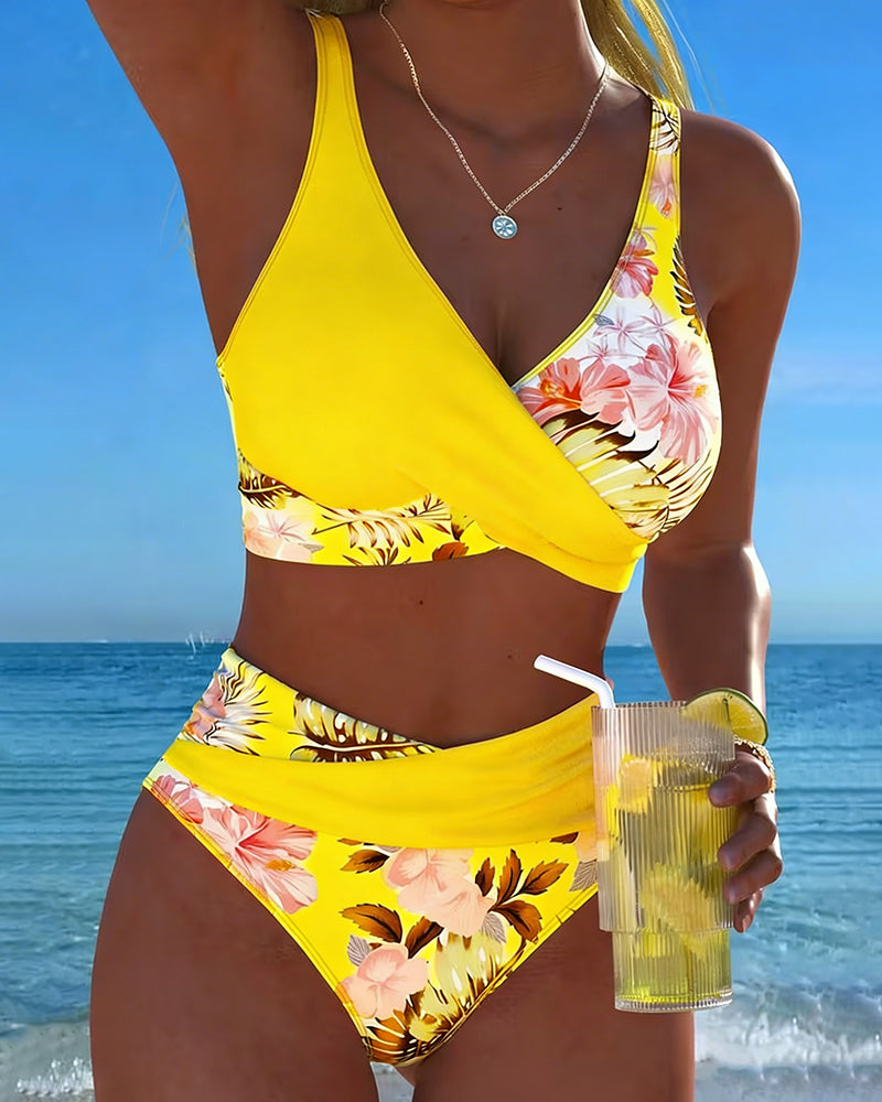 Belen | Bikini Contrasting Floral Print and Opening