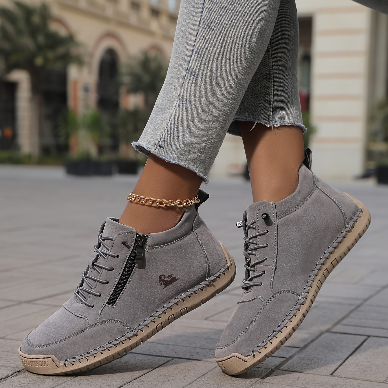 Marian │ Comfortable orthopedic sneakers with zipper