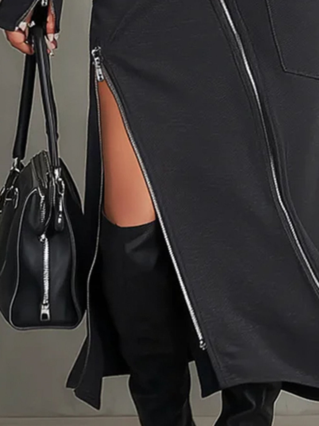 Elena | High-Neck Zipper Pocket Set