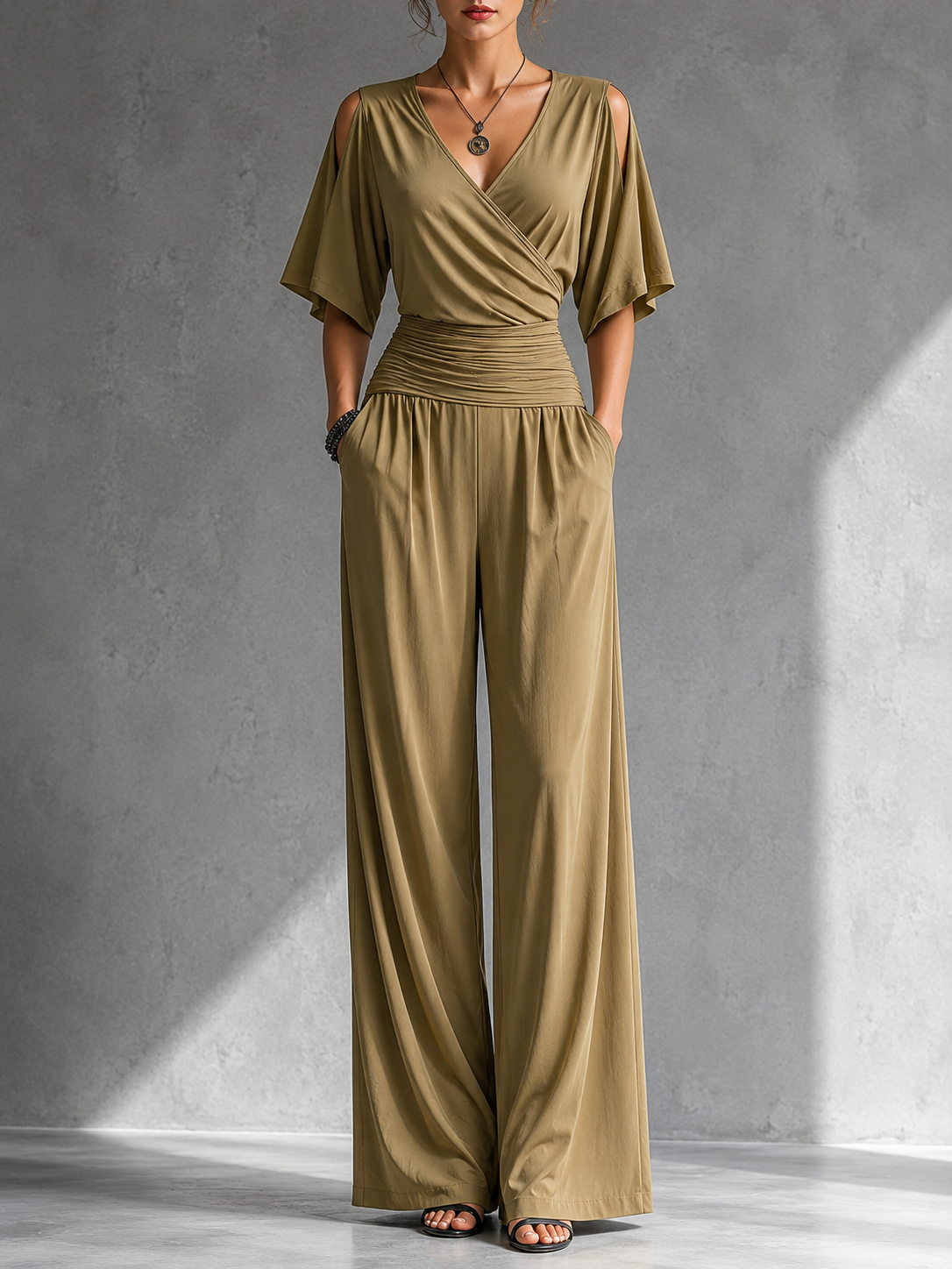 Ayla | Elegant combination with wrap effect and wide legs