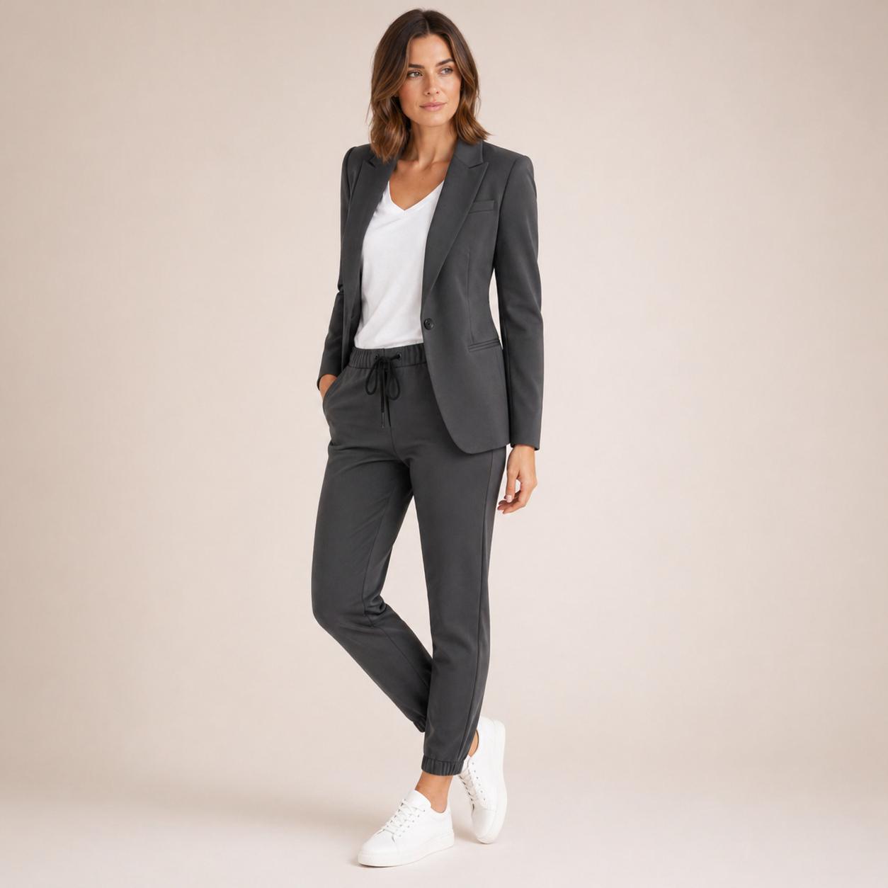 Eva | Casual Suit Set with Sporty Accent