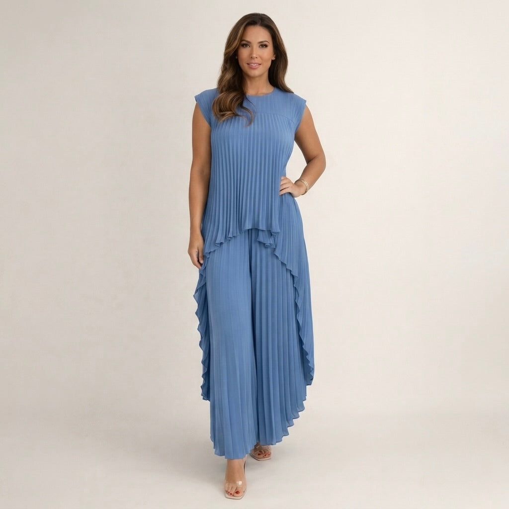 Halina | Elegant Set with Pleats