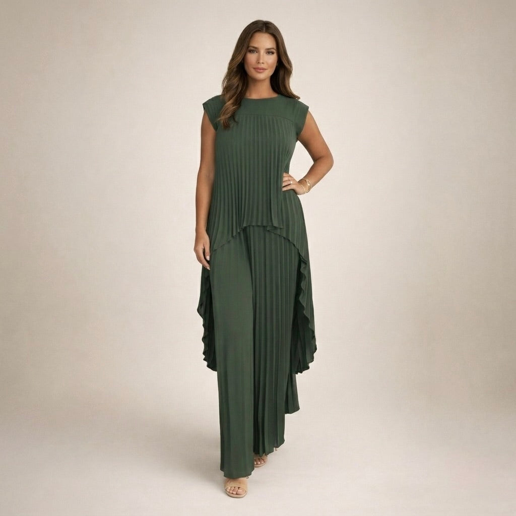 Halina | Elegant Set with Pleats
