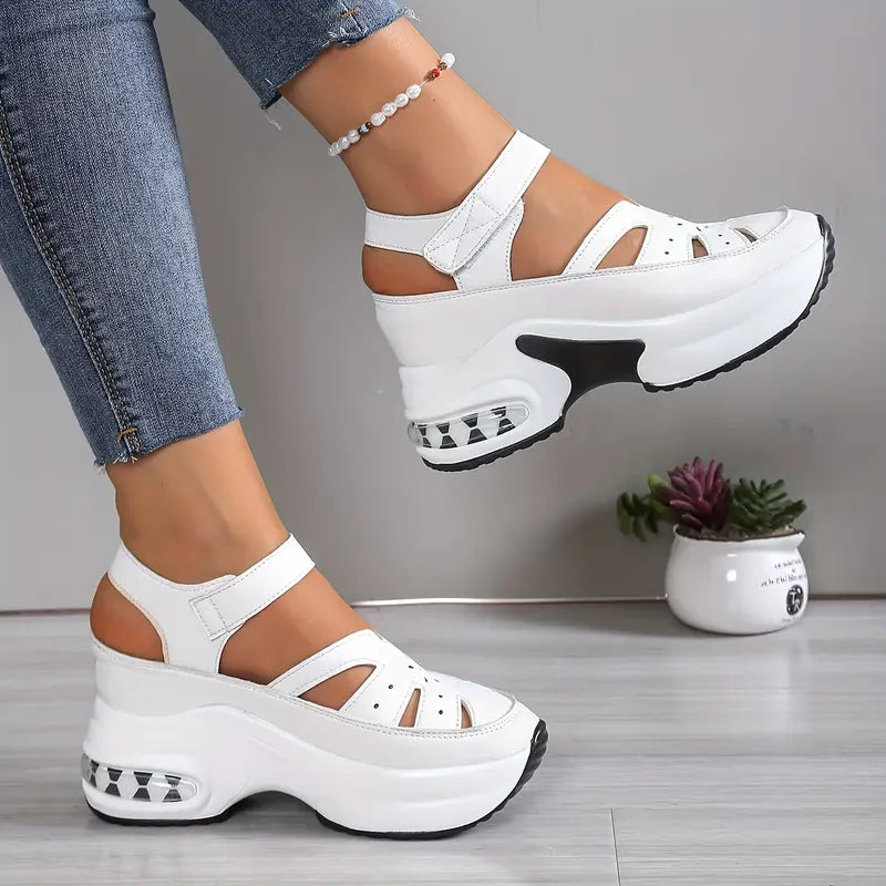 Laura | Orthopedic Sandal
