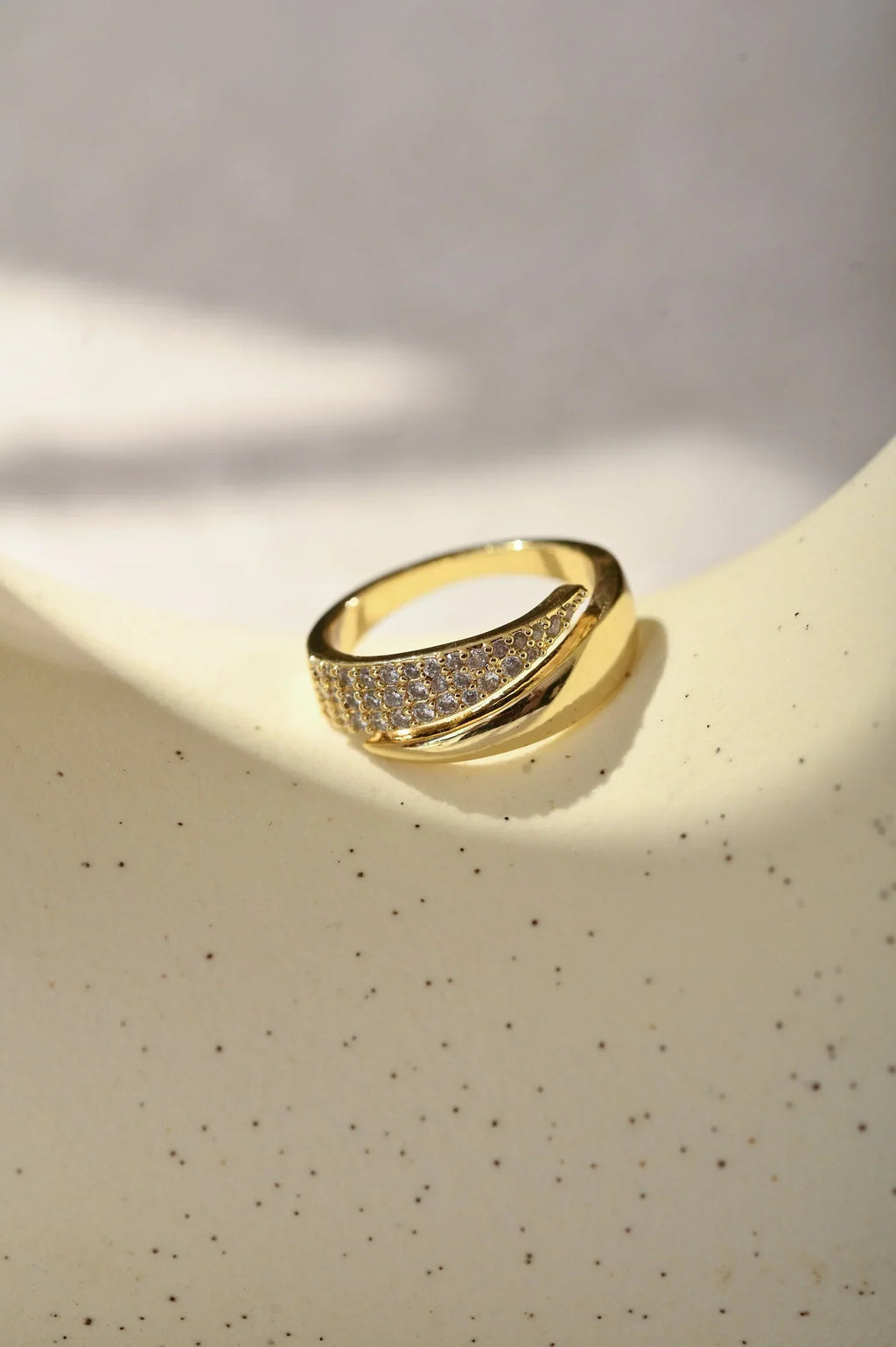 Hallie | Elegant Ring with Sparkling Stones (Buy 1 Get 1 FREE)