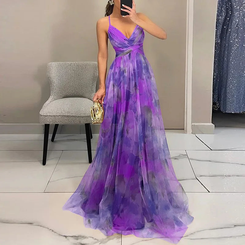 Genevieve | Charming Maxi Dress with Floral Print