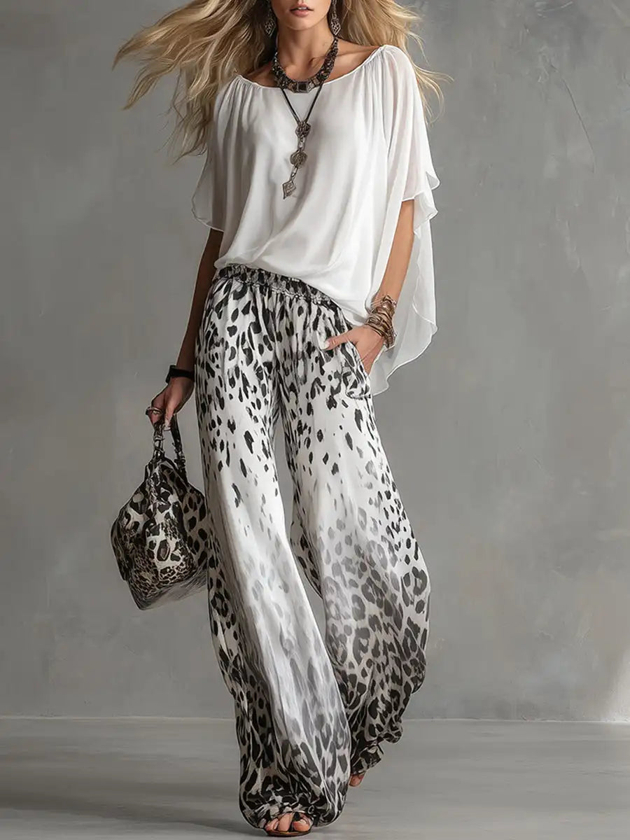 Ezra | Fluid set with blouse and wide printed pants