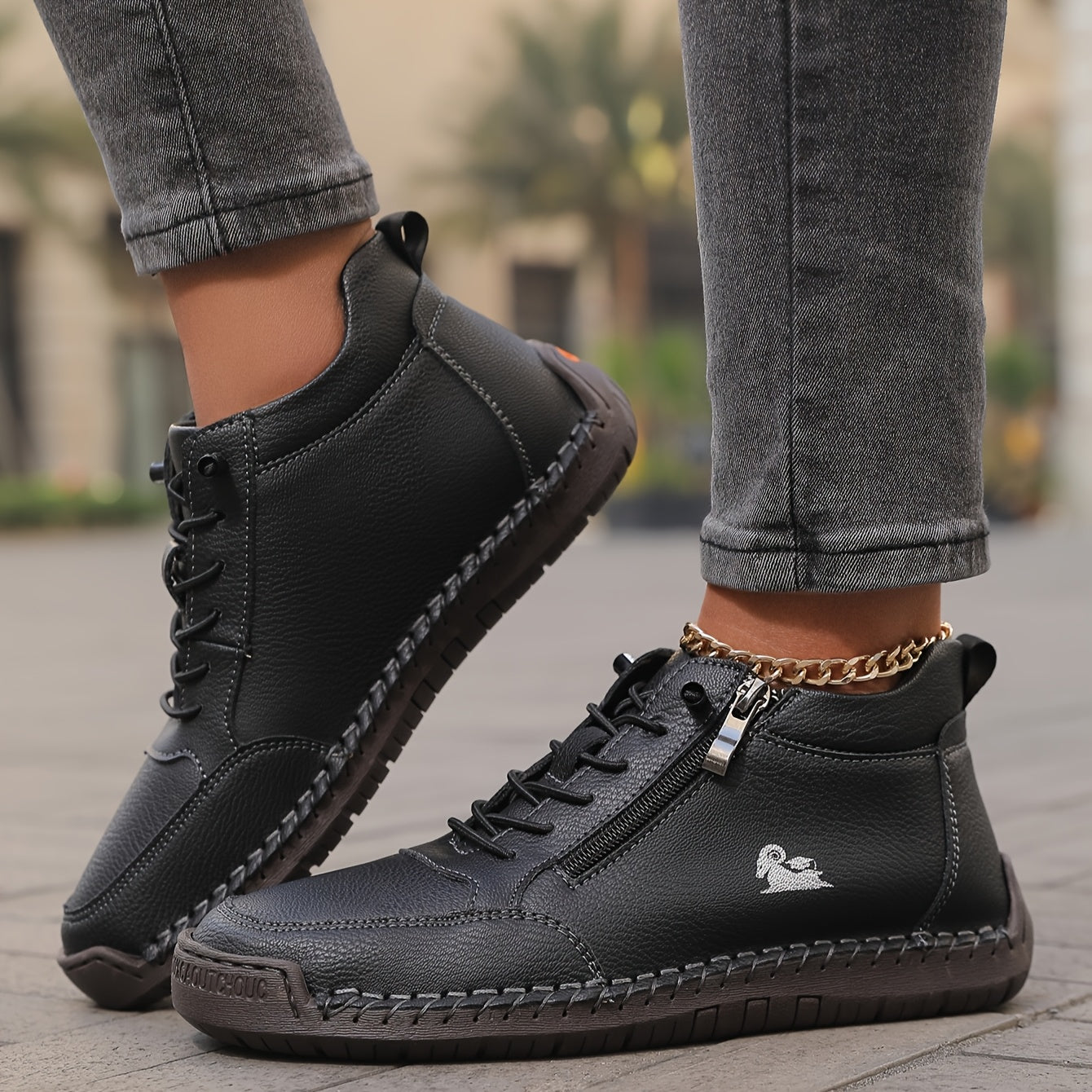 Marian │ Comfortable orthopedic sneakers with zipper