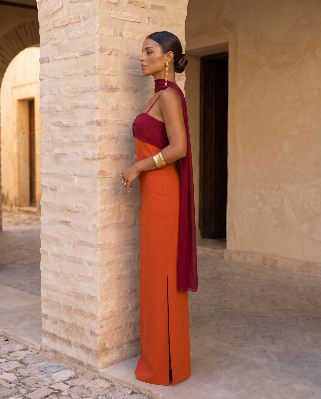 Blythe | Orange dress with red neckline