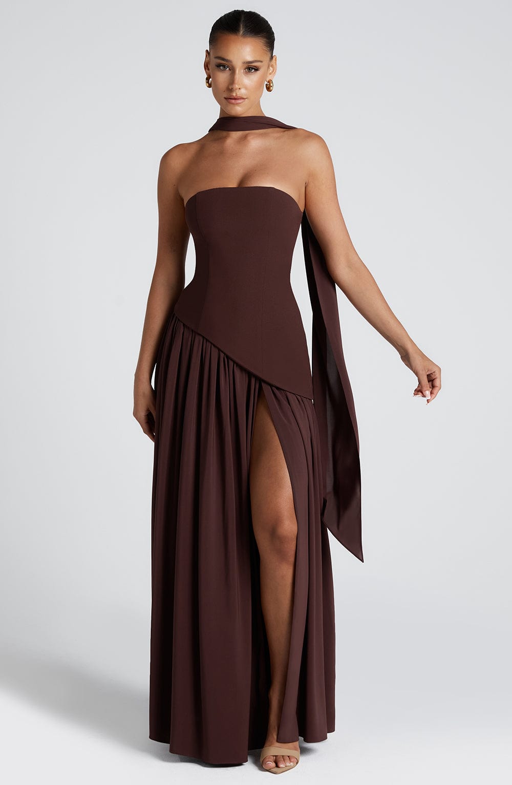 Nicole | ELEGANT MAXI DRESS