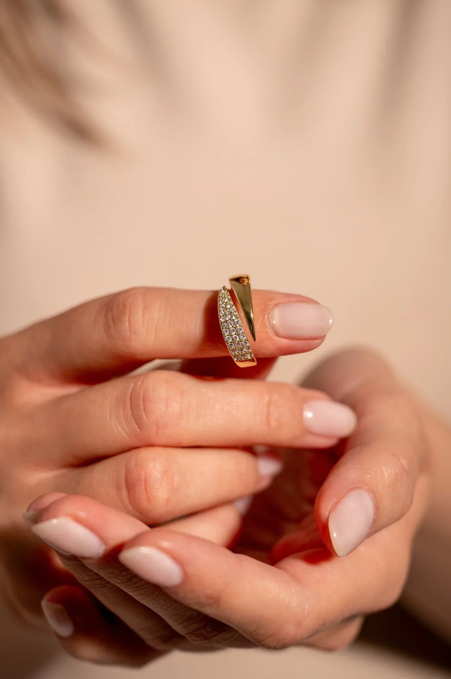 Hallie | Elegant Ring with Sparkling Stones (Buy 1 Get 1 FREE)
