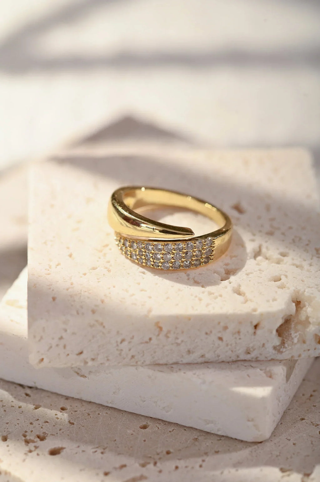 Hallie | Elegant Ring with Sparkling Stones (Buy 1 Get 1 FREE)