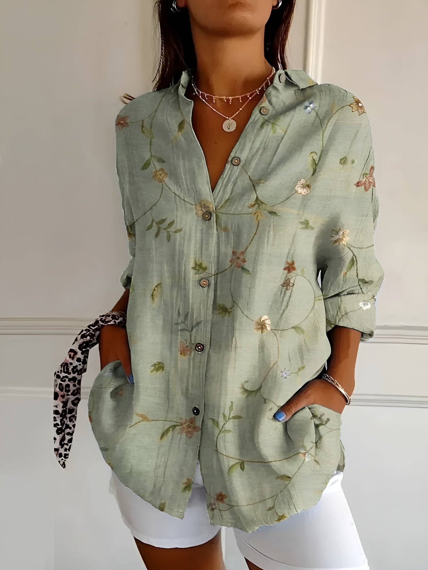 Kaitlyn | Fluid Floral Blouse